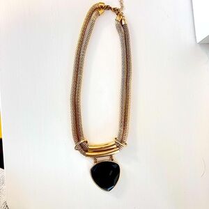 Elegant Gold and Black Pendant Necklace